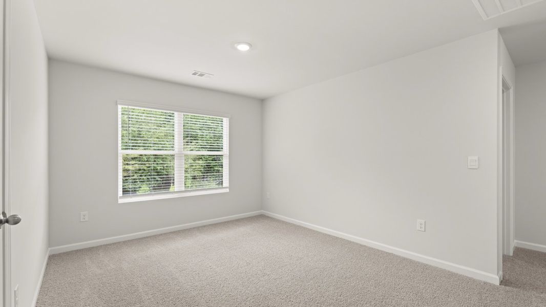 Representative unfurnished interior of a home built from the Hayden by D.R. Horton in Grandview at Lanier, Dawsonville (Image 30).