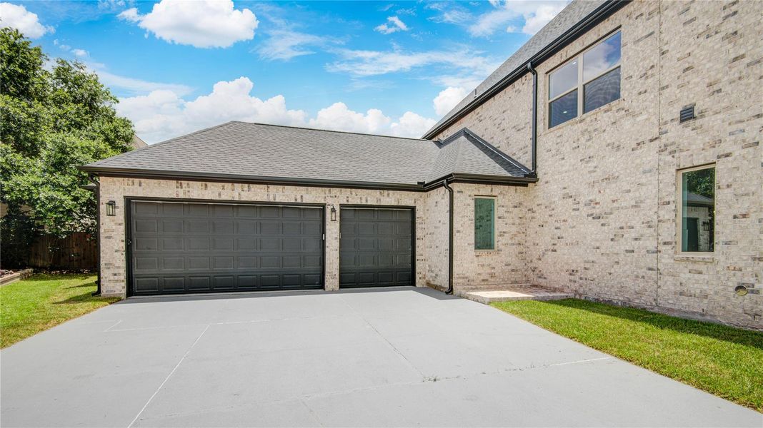 Image 48 of a home in .