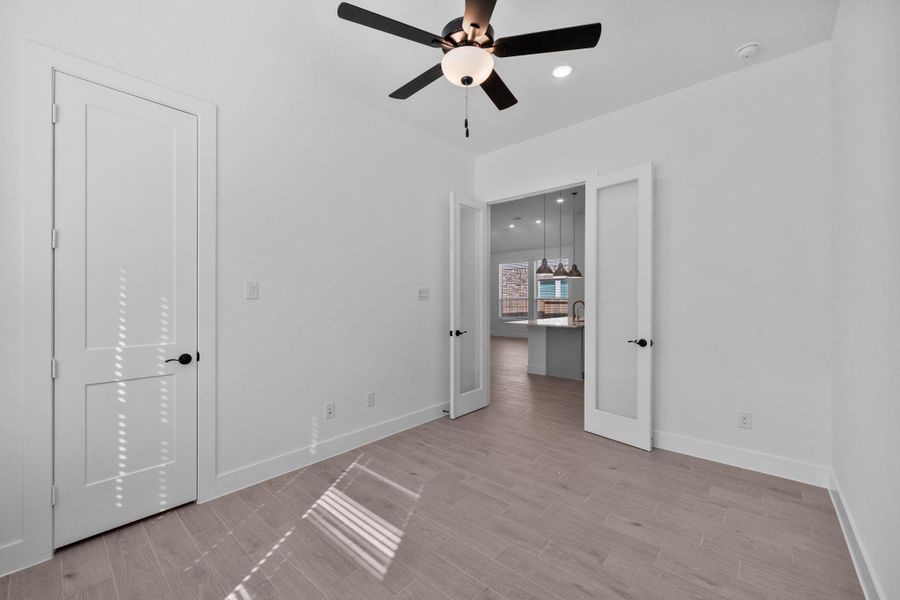 Spacious, unfurnished interior of a new home in Jubilee, Hockley (Image 19).