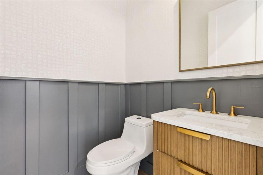 Furnished interior view inside a new home in , Dallas (Image 26).