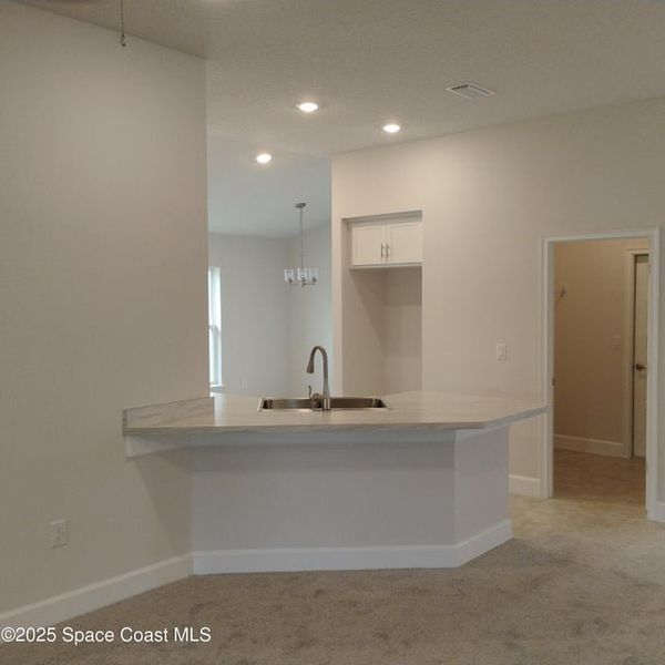 Image 10 of a home in St. John Preserve.