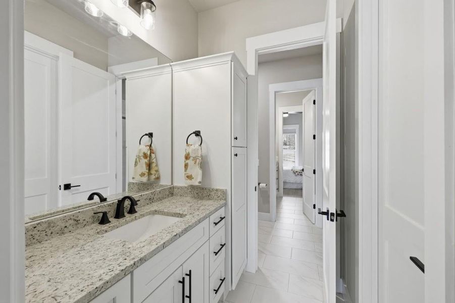 Furnished interior view inside a new home in , Jefferson (Image 35).