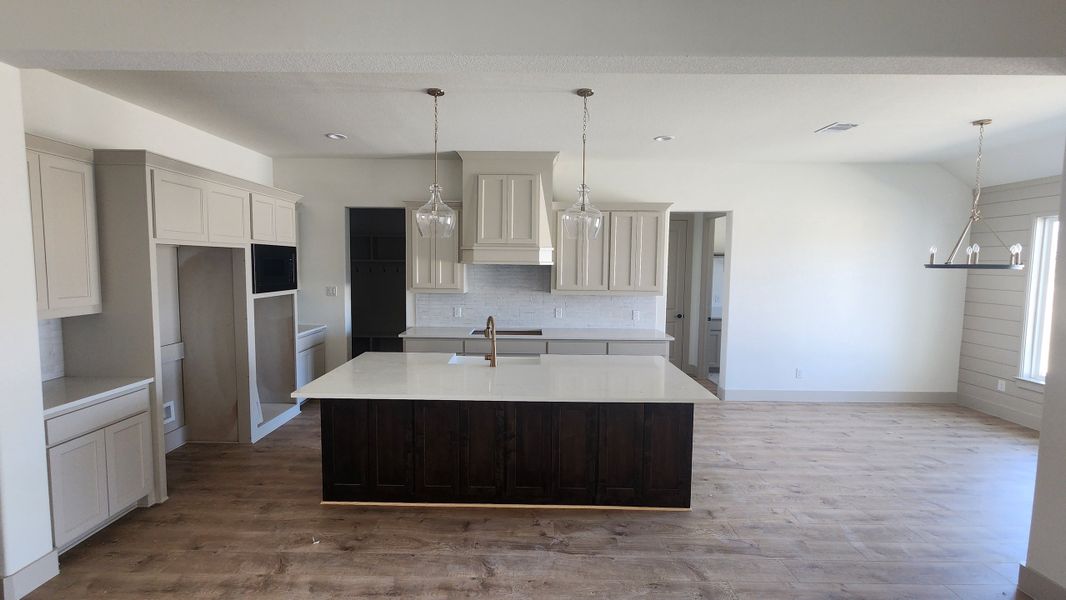 Furnished interior view inside a new home in Paloma Ranches, Justin (Image 4). Furnished interior view inside a new home in Paloma Ranches, Justin (Image 4).