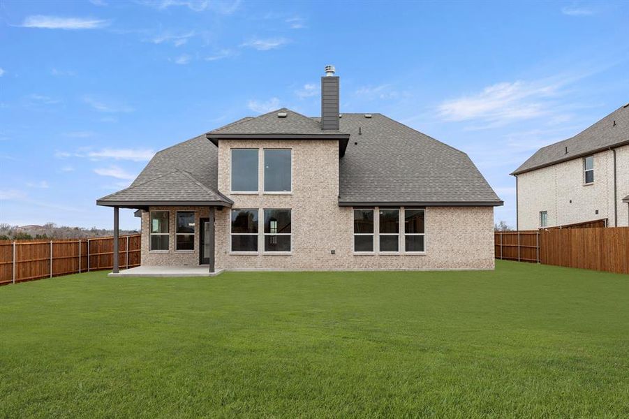 25_26. 719 Soprano - Back