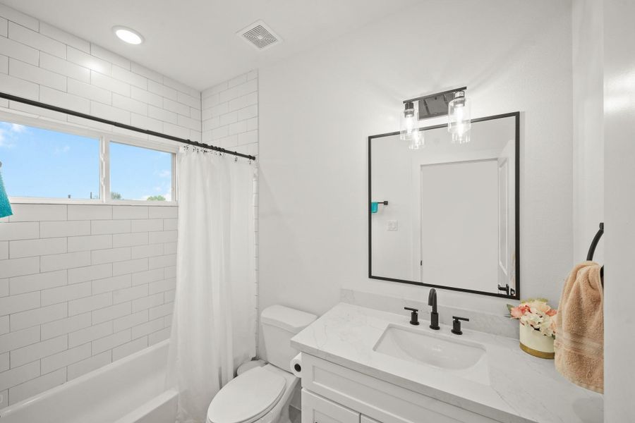 Furnished interior view inside a new home in , Houston (Image 20).