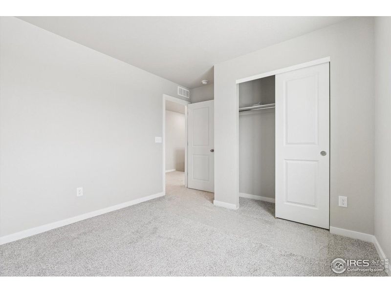 Spacious, unfurnished interior of a new home in The Overlook at Johnstown Farms, Johnstown (Image 21).