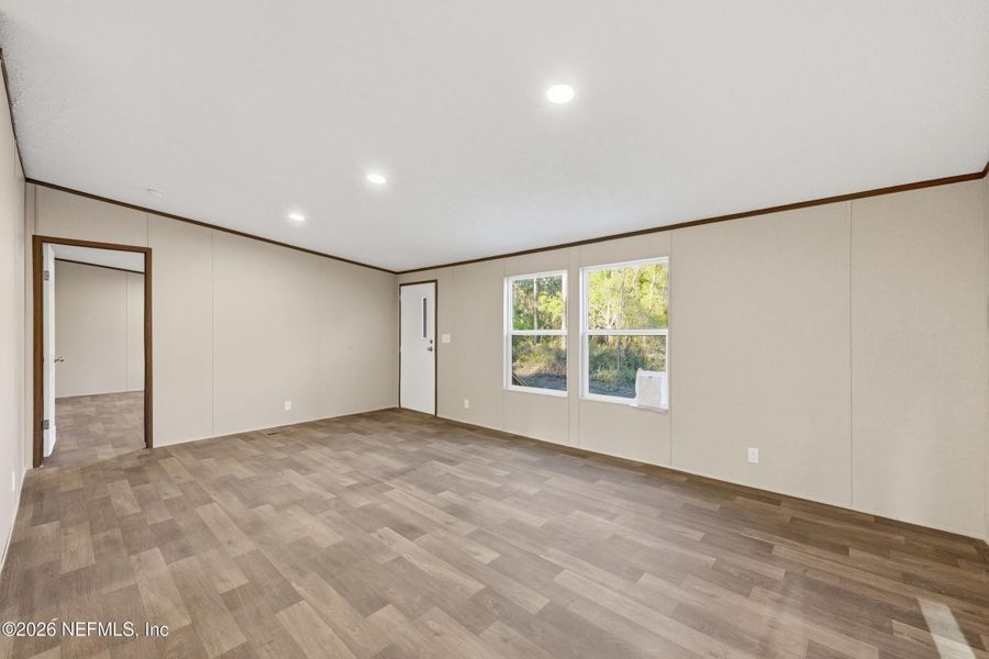 Spacious, unfurnished interior of a new home in , Hastings (Image 16).