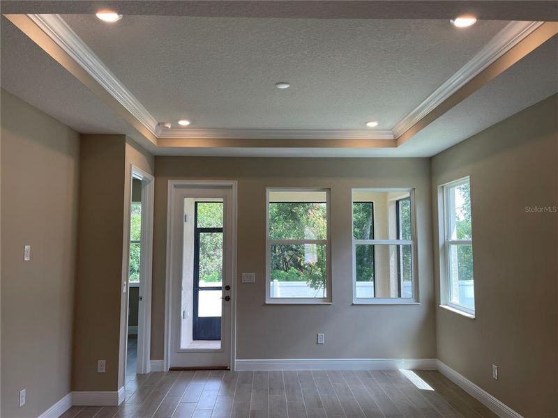 Spacious, unfurnished interior of a new home in Fairway Pointe - 55+ Villa Community, Sun City Center (Image 10).