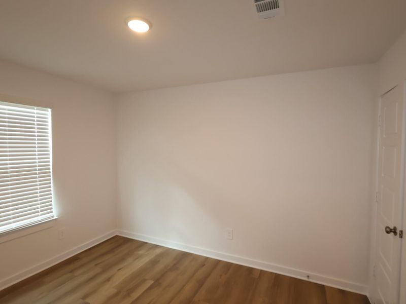Spacious, unfurnished interior of a new home in Magnolia Ridge, Magnolia (Image 10).
