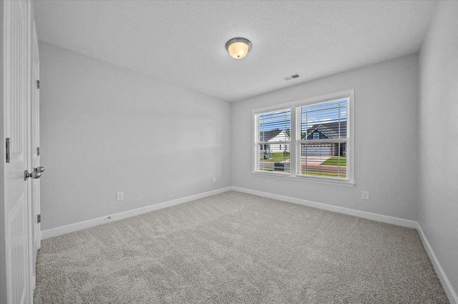 Spacious, unfurnished interior of a new home in Mills Gin, Campobello (Image 20).