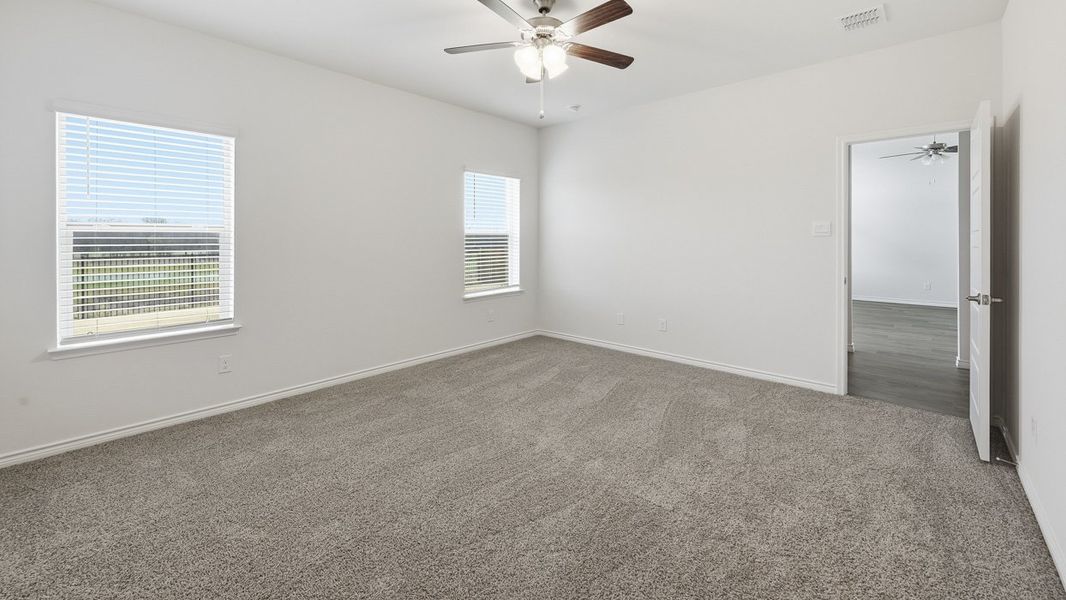 Spacious, unfurnished interior of a new home in Liberty Crossing, Royse City (Image 10). Spacious, unfurnished interior of a new home in Liberty Crossing, Royse City (Image 10).