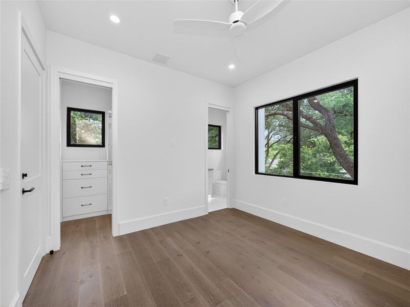 Spacious, unfurnished interior of a new home in , Austin (Image 29).