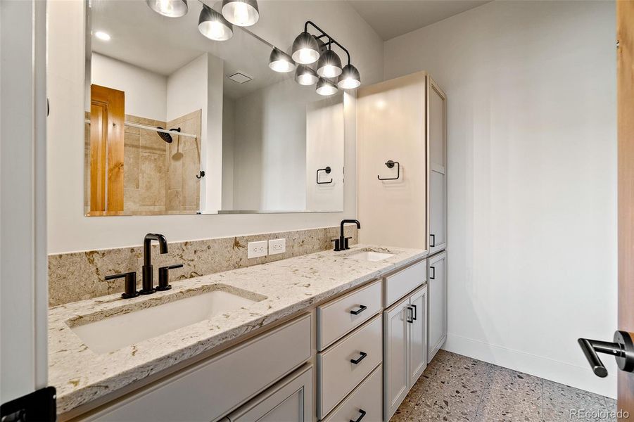 Furnished interior view inside a new home in , Buena Vista (Image 8).