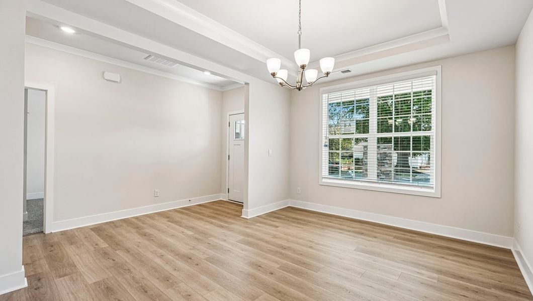 Spacious, unfurnished interior of a new home in Oak Grove Hill, Huntersville (Image 19).
