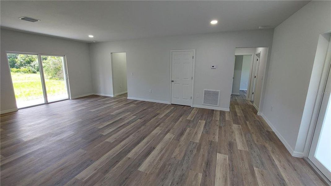 Image 12 of a home in . Image 12 of a home in .