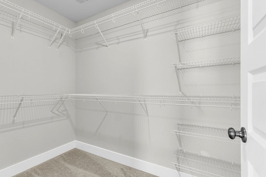 Spacious, unfurnished interior of a new home in Lochton, Summerville (Image 30).