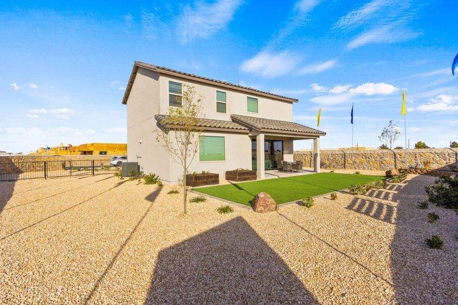 Representative exterior details of a home built from the Timberon I by Hakes Brothers in Hillside Park, El Paso (Image 4).