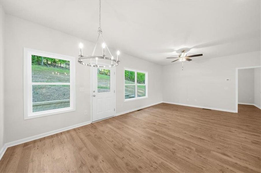 Spacious, unfurnished interior of a new home in , Gainesville (Image 19).