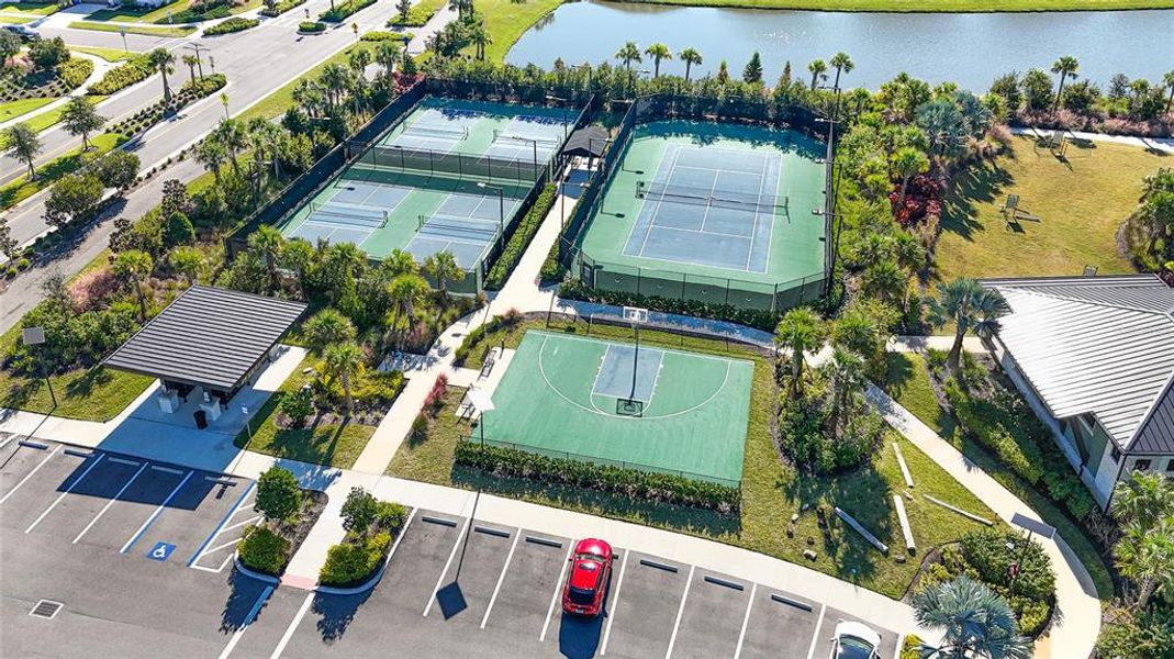 Community amenities in , Wesley Chapel (Image 67).