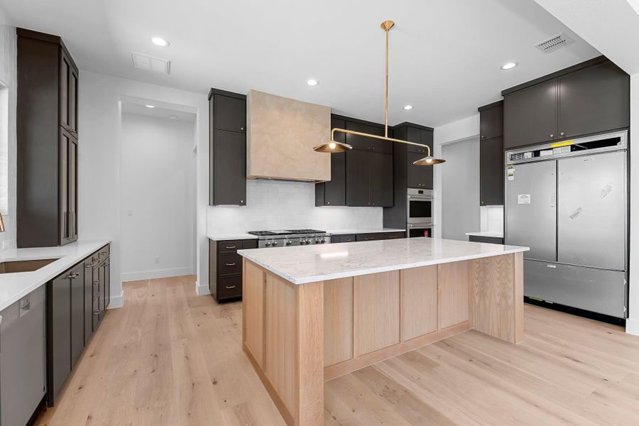 Furnished interior view inside a new home in , Georgetown (Image 34).