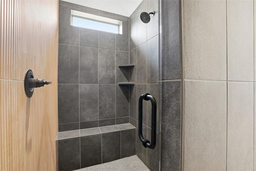 Close-up of interior finishes inside a home in , Granbury (Image 18).