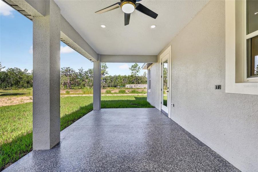 Exterior details and patio area of a home in , Ocala (Image 28). Exterior details and patio area of a home in , Ocala (Image 28).