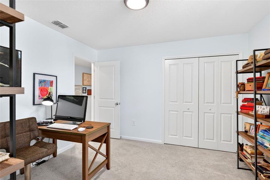 Furnished interior view inside a new home in , Ocala (Image 25).