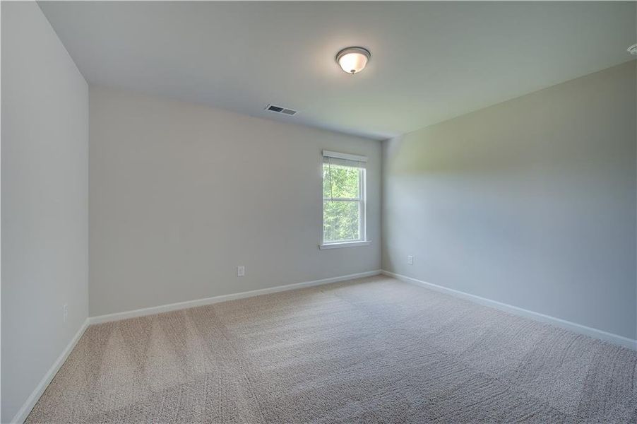 Spacious, unfurnished interior of a new home in Chapel Hill, Newnan (Image 30).