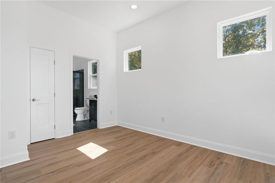 Spacious, unfurnished interior of a new home in , Flowery Branch (Image 57).