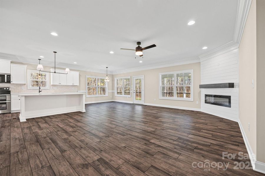 Spacious, unfurnished interior of a new home in , Rock Hill (Image 25).