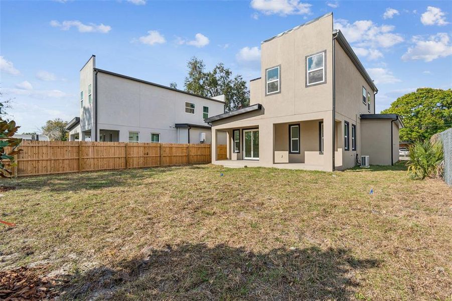 Exterior details and patio area of a home in , Tampa (Image 44).