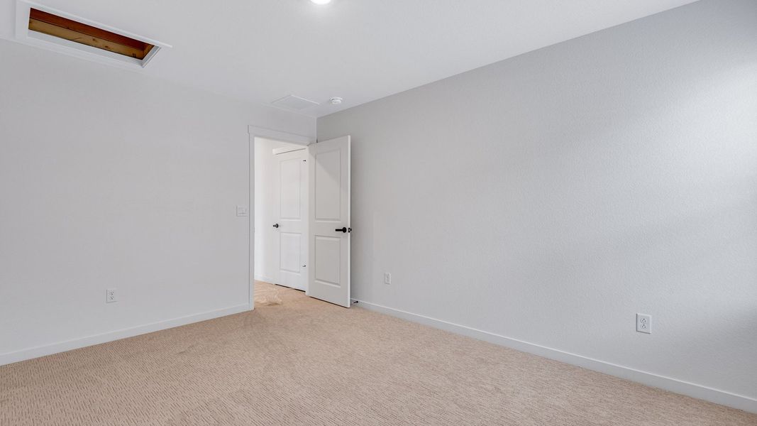 Representative unfurnished interior of a home built from the Bridgeport by D.R. Horton in Hansen Farm, Fort Collins (Image 29).