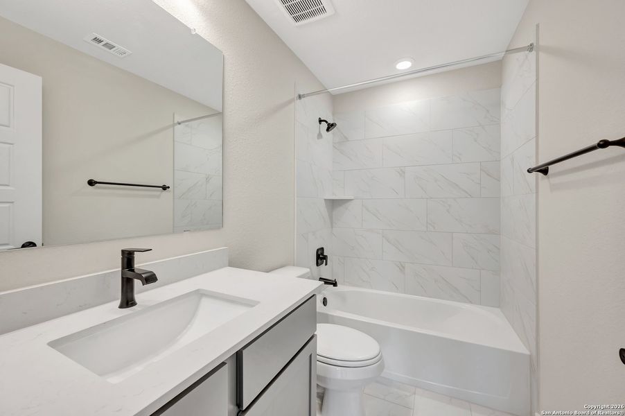 Furnished interior view inside a new home in , New Braunfels (Image 7).