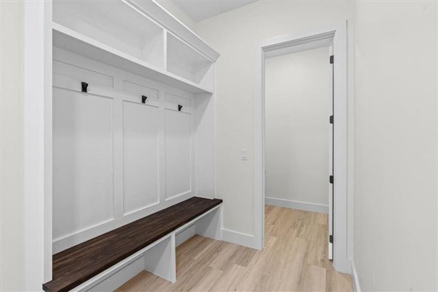 Spacious, unfurnished interior of a new home in , Lilburn (Image 21). Spacious, unfurnished interior of a new home in , Lilburn (Image 21).