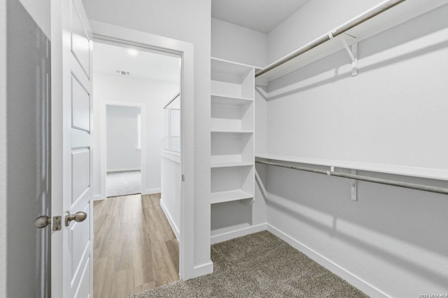 Spacious, unfurnished interior of a new home in , San Antonio (Image 27). Spacious, unfurnished interior of a new home in , San Antonio (Image 27).