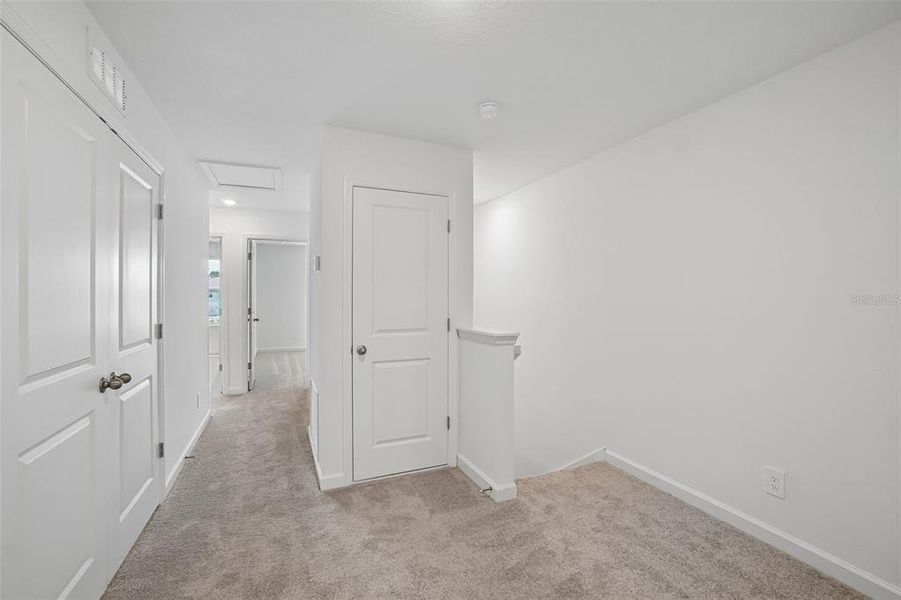 Spacious, unfurnished interior of a new home in , Tampa (Image 18).