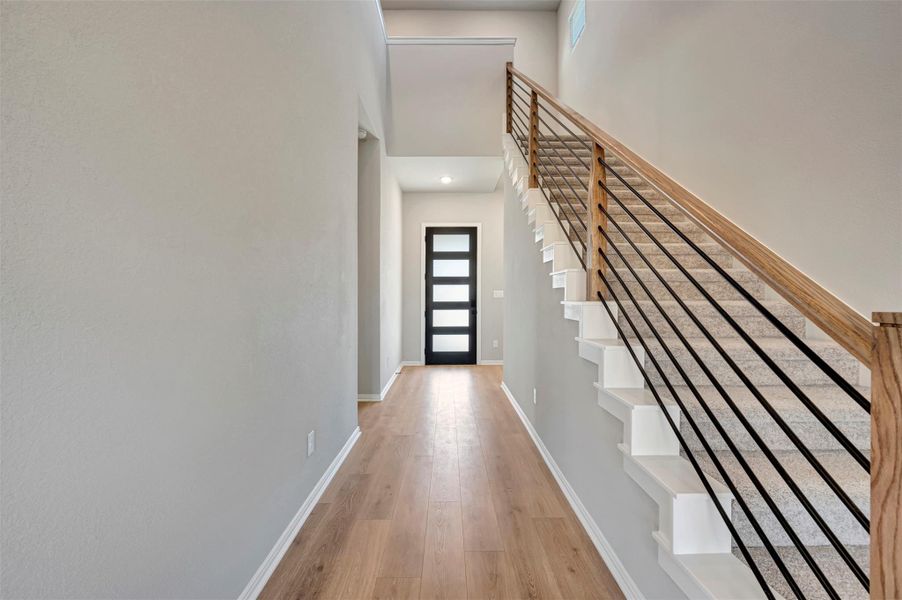 Spacious, unfurnished interior of a new home in Heritage, Dripping Springs (Image 27).