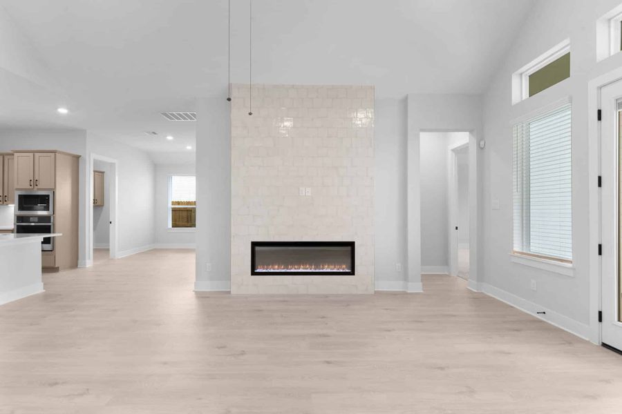 Spacious, unfurnished interior of a new home in Broken Oak, Georgetown (Image 22).