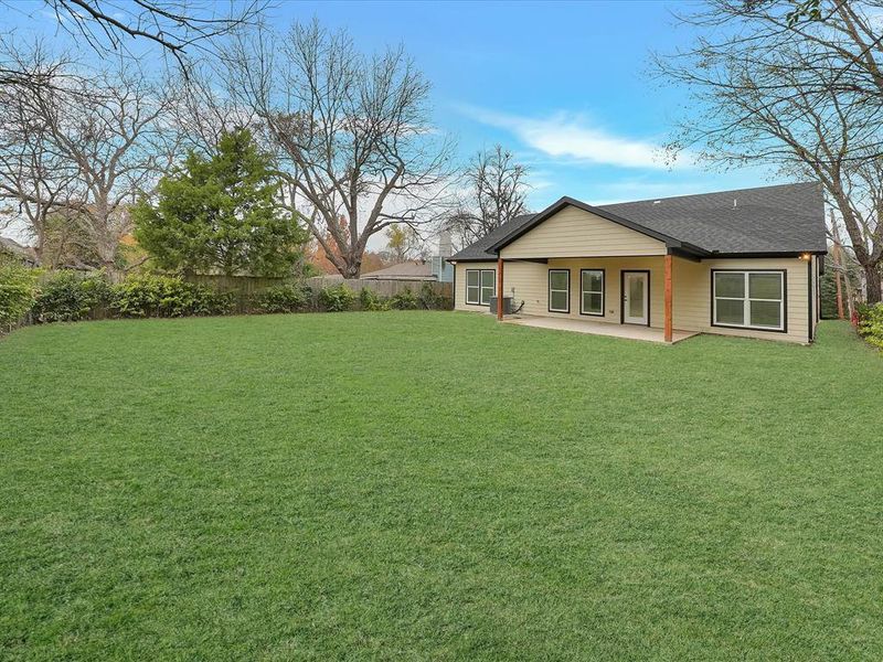 Exterior details and patio area of a home in , Mesquite (Image 3).