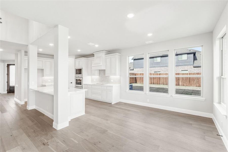 Spacious, unfurnished interior of a new home in Crystal Lake Estates, Red Oak (Image 24).