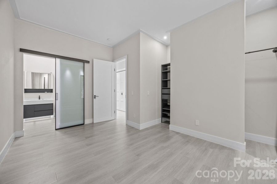 Spacious, unfurnished interior of a new home in , Charlotte (Image 32).