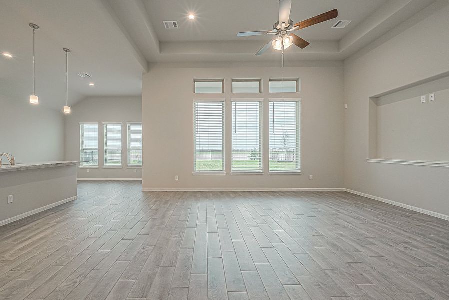 Representative unfurnished interior of a home built from the Floor Plan 2050 by Colina Homes in Grand Magnolia, Magnolia (Image 38).