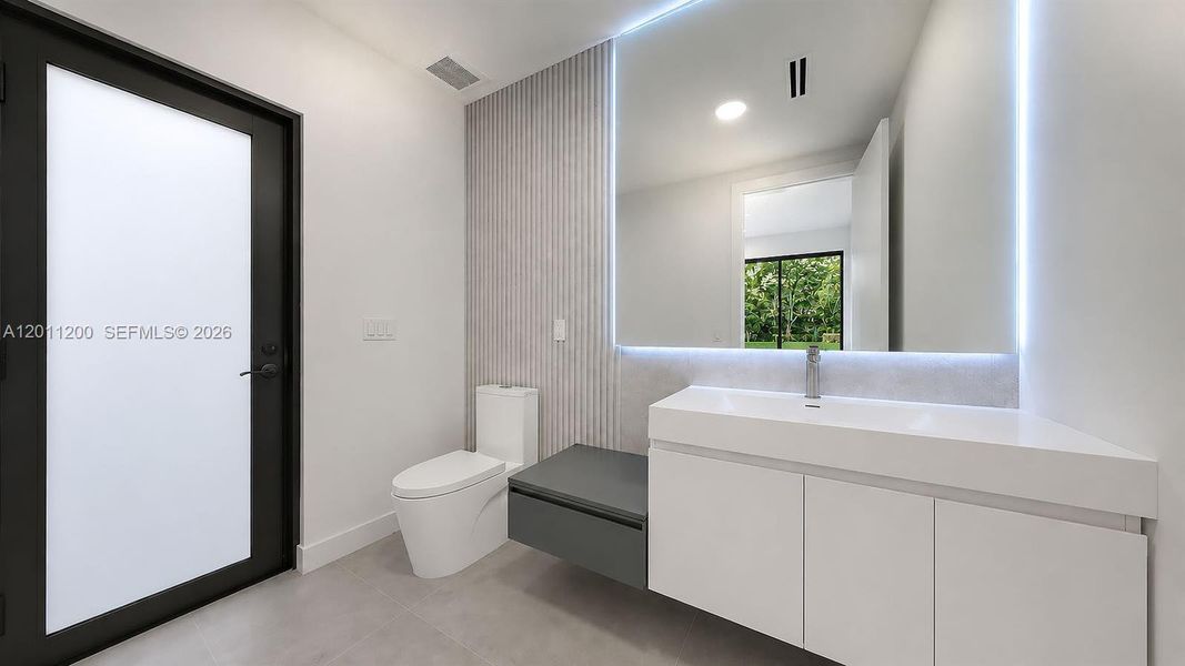 Furnished interior view inside a new home in , Miami Lakes (Image 9).