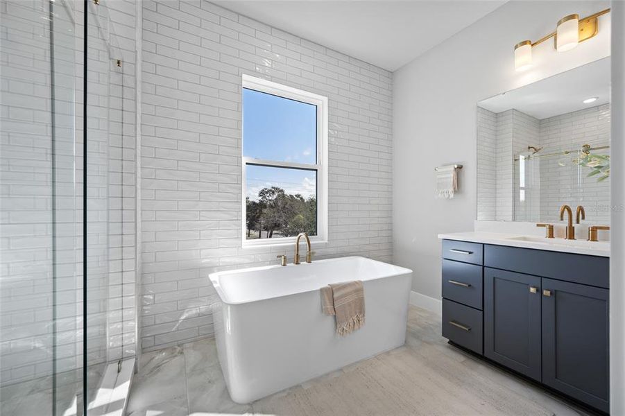 Furnished interior view inside a new home in Blanc, St. Petersburg (Image 55).