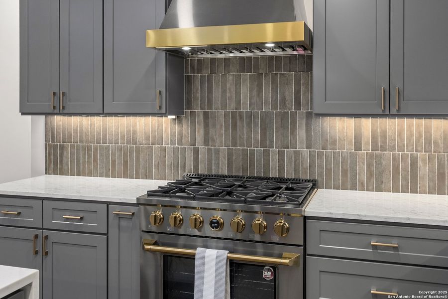 Close-up of interior finishes inside a home in , Alamo Heights (Image 20). Close-up of interior finishes inside a home in , Alamo Heights (Image 20).