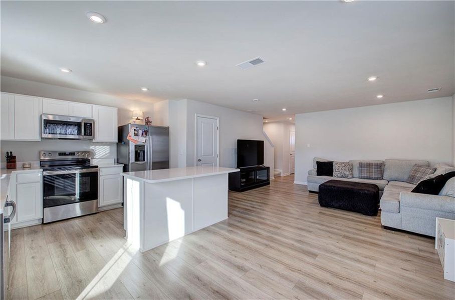 Furnished interior view inside a new home in , Cartersville (Image 15).