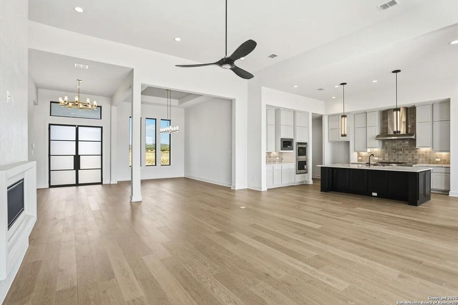 Spacious, unfurnished interior of a new home in George's Ranch, Boerne (Image 40). Spacious, unfurnished interior of a new home in George's Ranch, Boerne (Image 40).