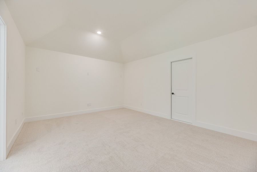 Spacious, unfurnished interior of a new home in Fields - 50' Lots, Frisco (Image 28).