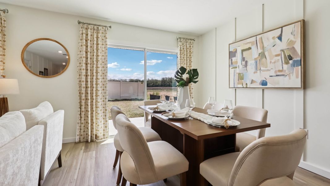Representative furnished interior of a home built from the Freeport II by D.R. Horton in Somerset Bay, Spring Hill (Image 11). Representative furnished interior of a home built from the Freeport II by D.R. Horton in Somerset Bay, Spring Hill (Image 11).