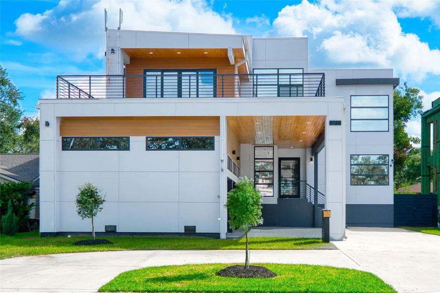 Front exterior of a new home in , Houston, TX, highlighting curb appeal (Image 1). Front exterior of a new home in , Houston, TX, highlighting curb appeal (Image 1).